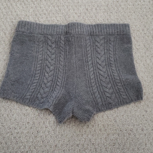 AERIE wool blend comfy shorts - Picture 2 of 3